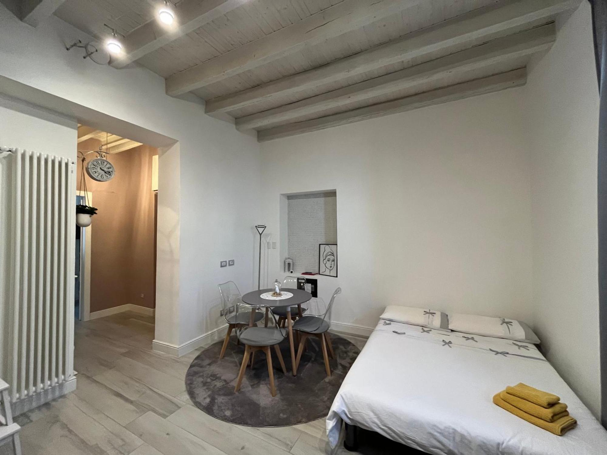 Casa Di Ringhiera Old Milan Apartment Ngoại thất bức ảnh