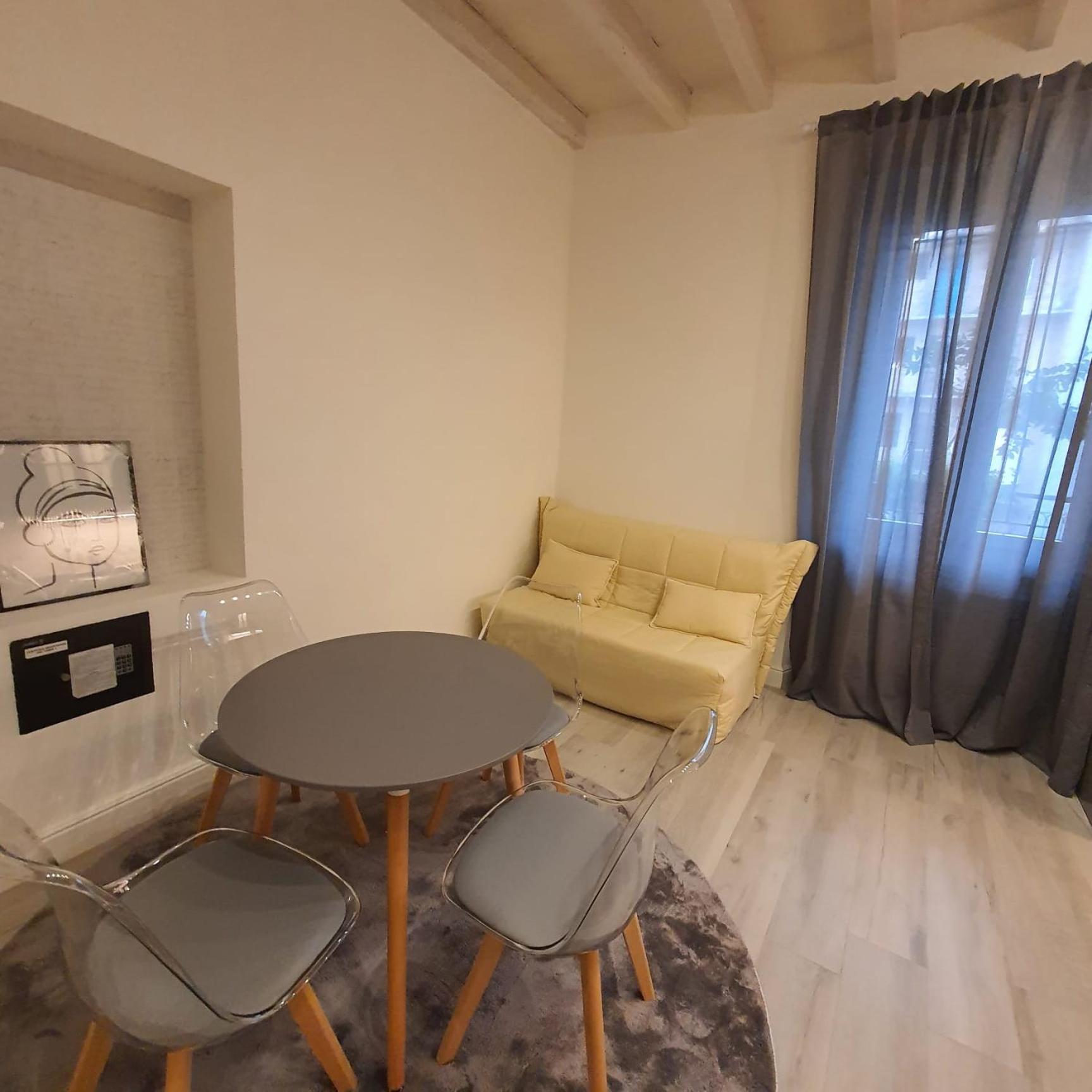 Casa Di Ringhiera Old Milan Apartment Ngoại thất bức ảnh